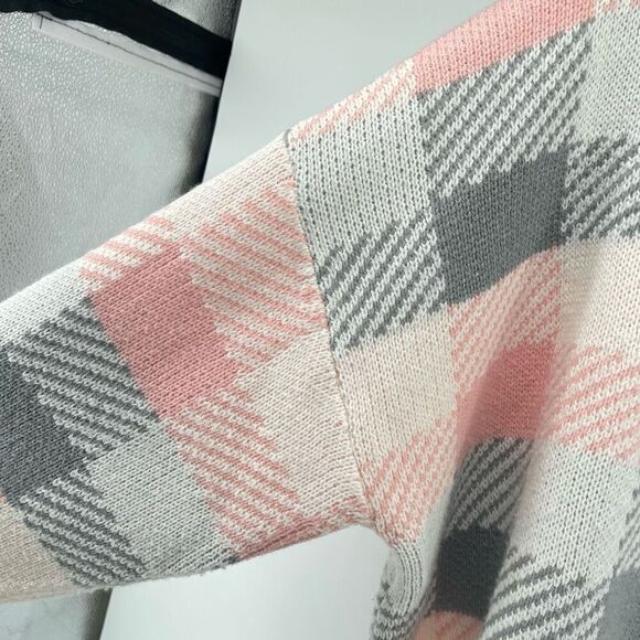 Hazel Moon Women’s Pink Grey Plaid V-Neck Distressed Fringe Pullover Sweater 3X - Picture 9 of 13